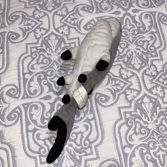 Shark stuffed animal toy - Picture 3 of 4